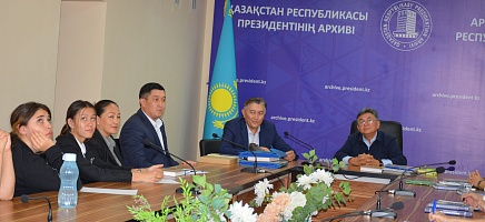 Участники Школьного конкурса в Архиве фото галереи 4